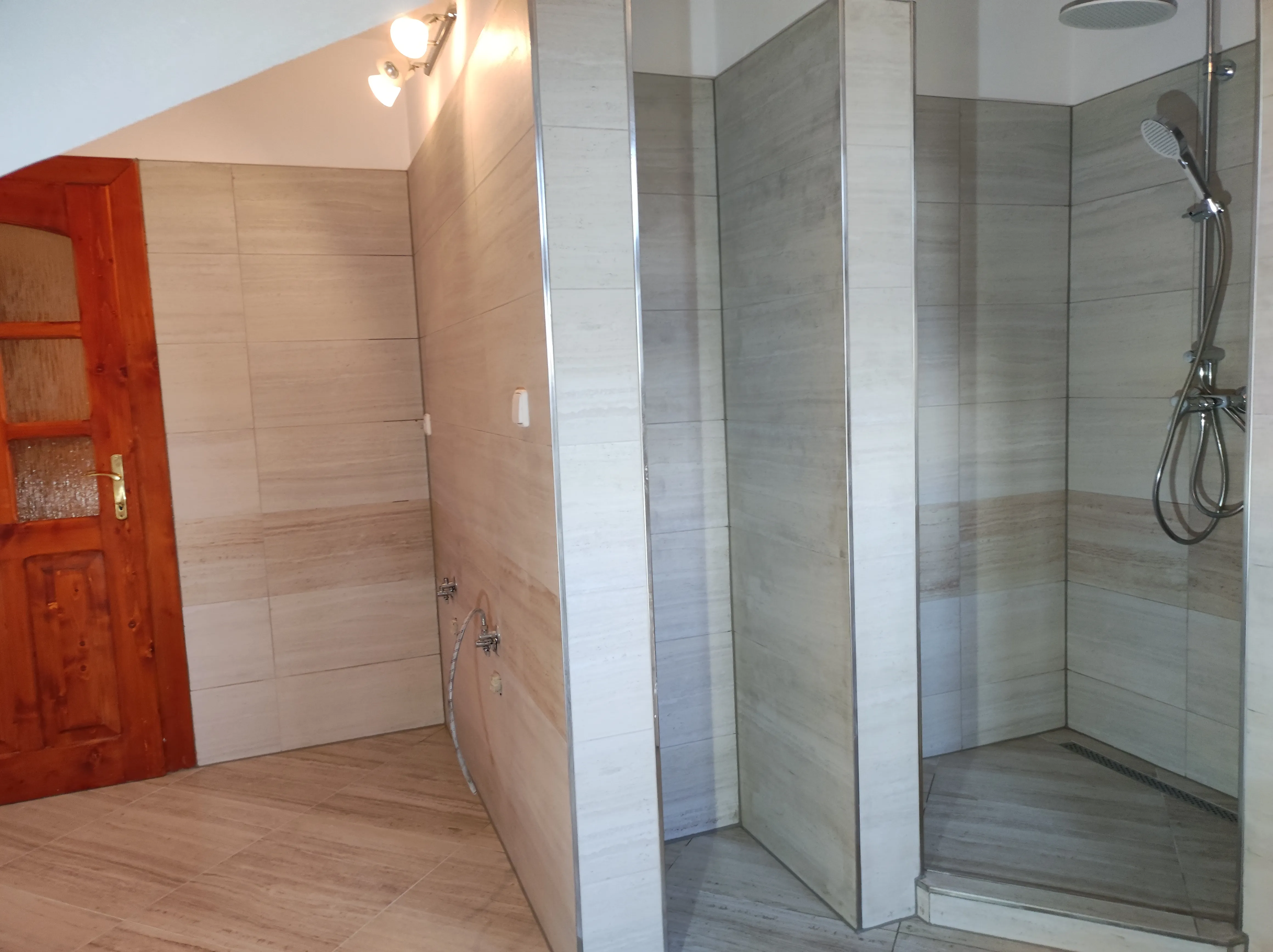 Obklady a Dlažby 48