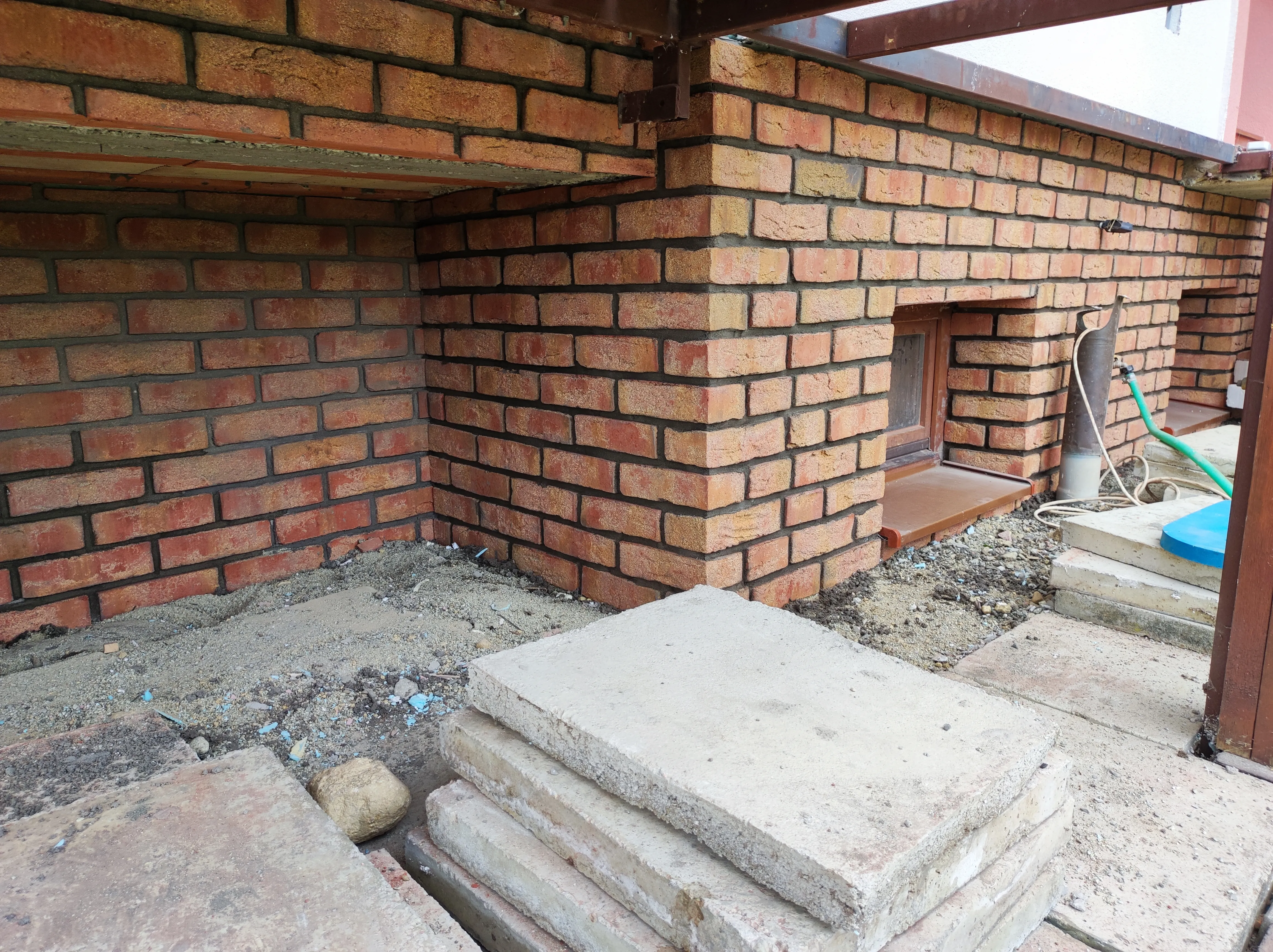 Obklady a Dlažby 85