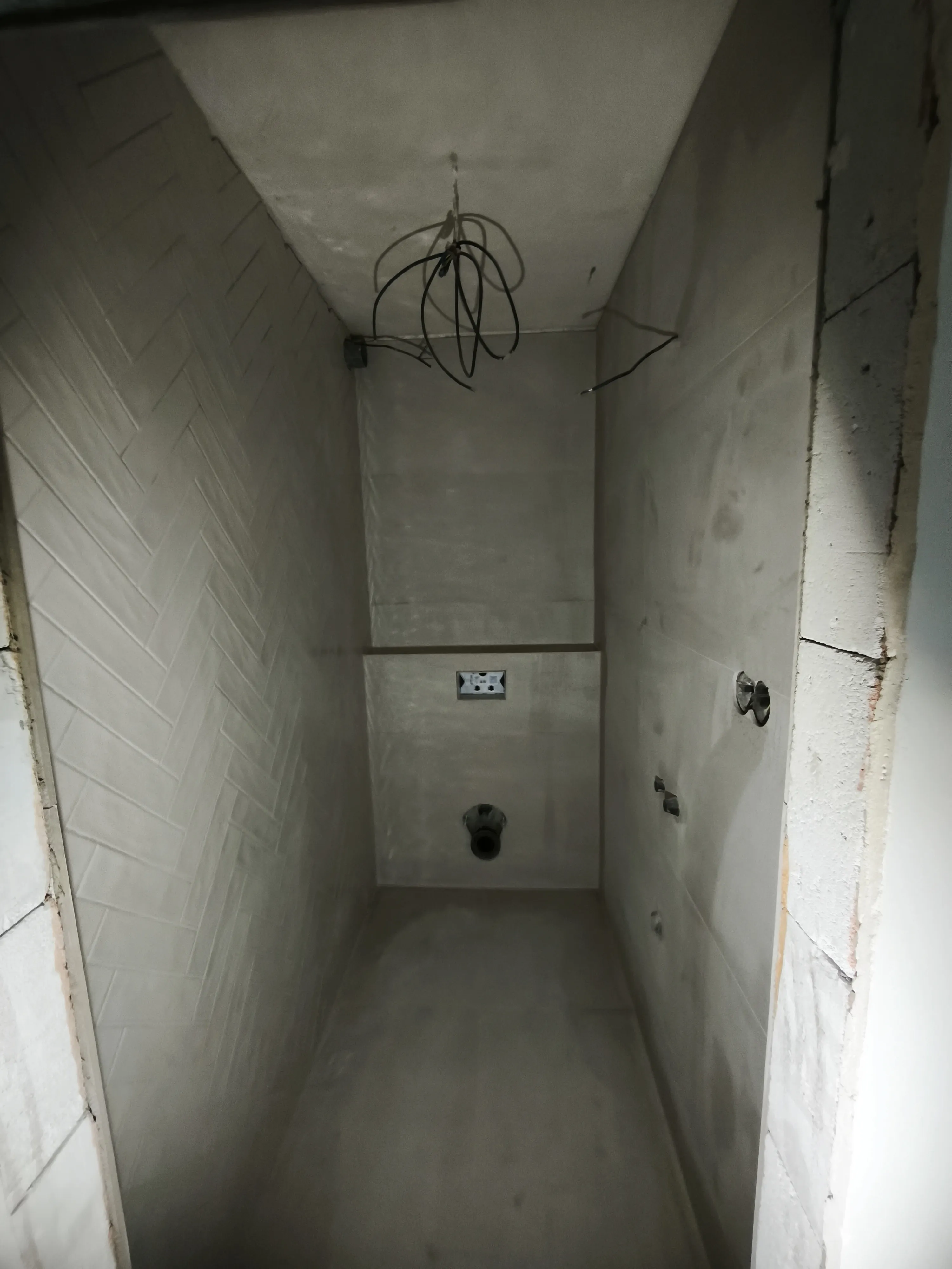 Obklady a Dlažby 124