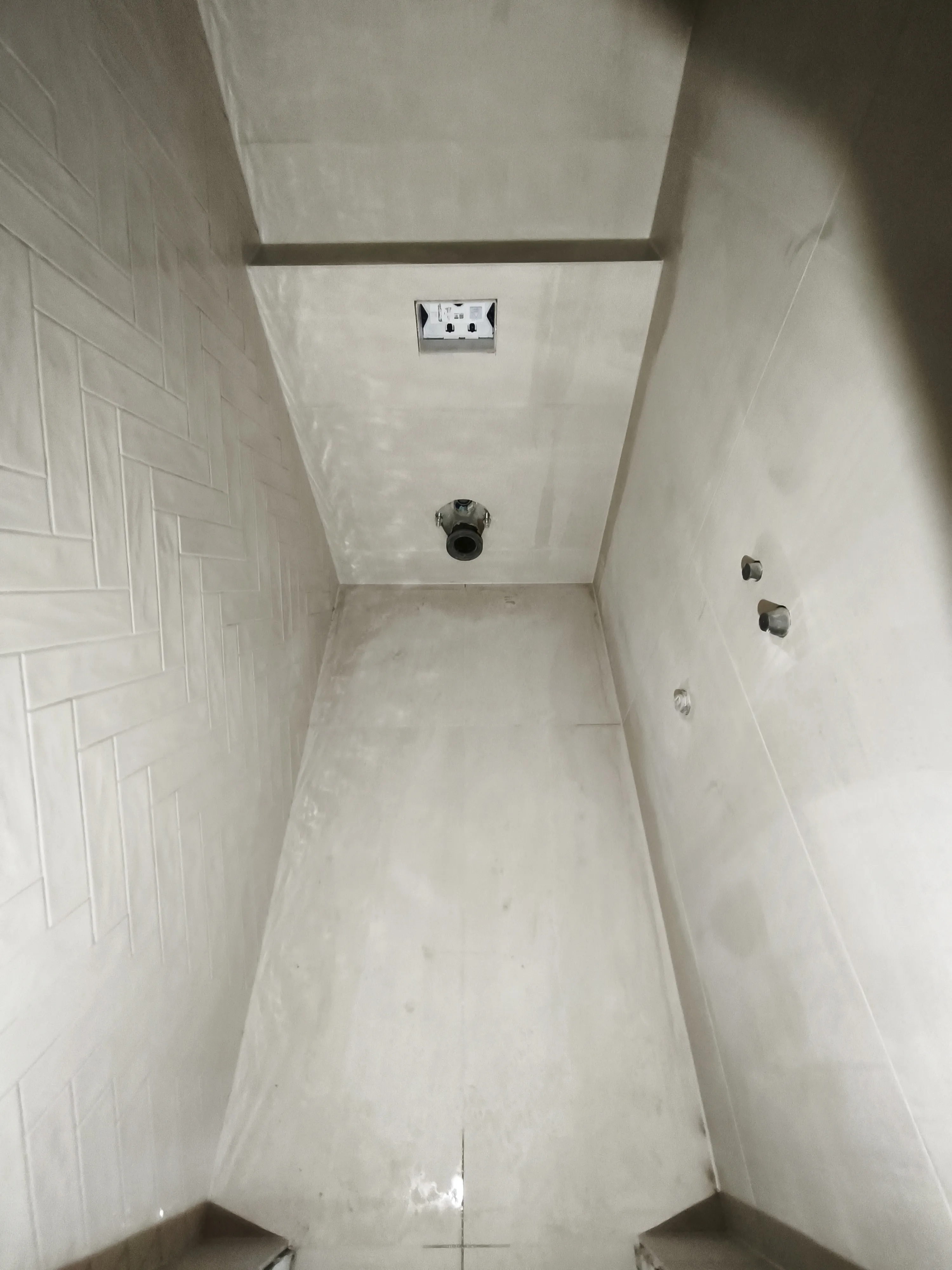 Obklady a Dlažby 125