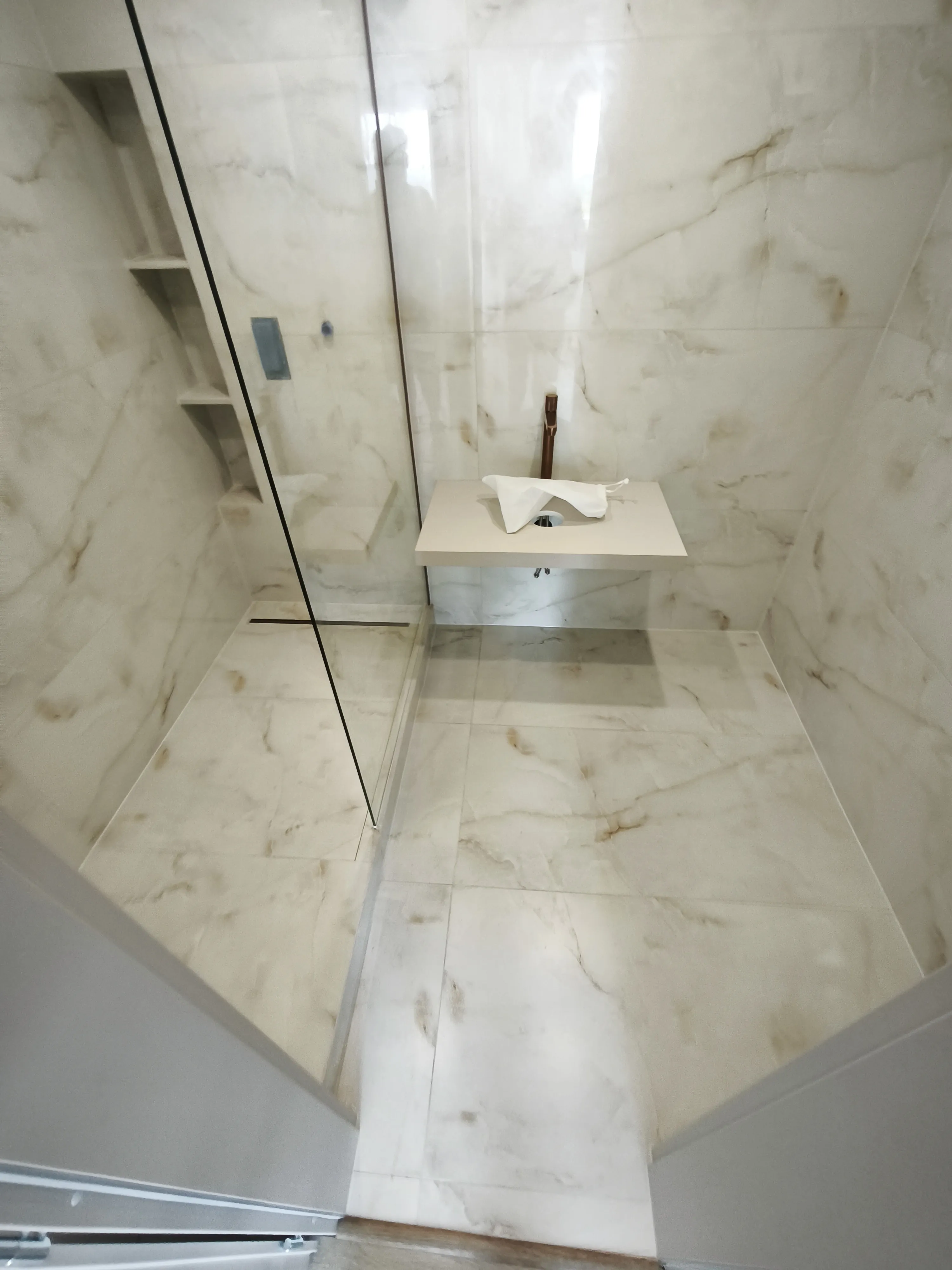 Obklady a Dlažby 129